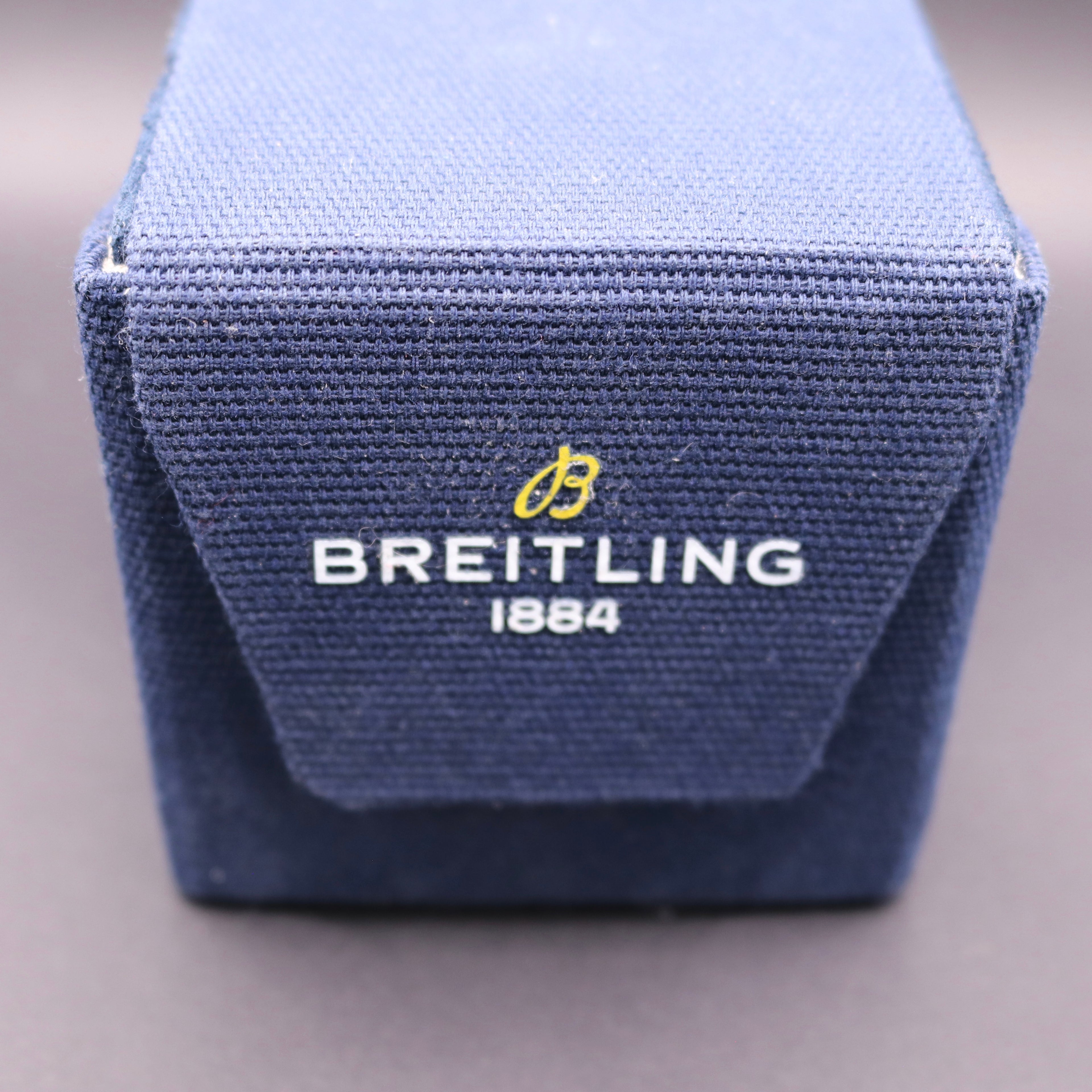 UNWORN 2026 BREITLING Endurance Pro Turquoise Full Set - Warranty28 - PX Ava