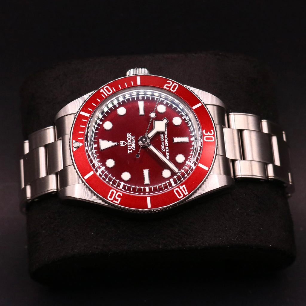 2025 Tudor Black Bay 58 39mm Burgundy Dial - M7939A1A0RU-0002 - Full set + Links