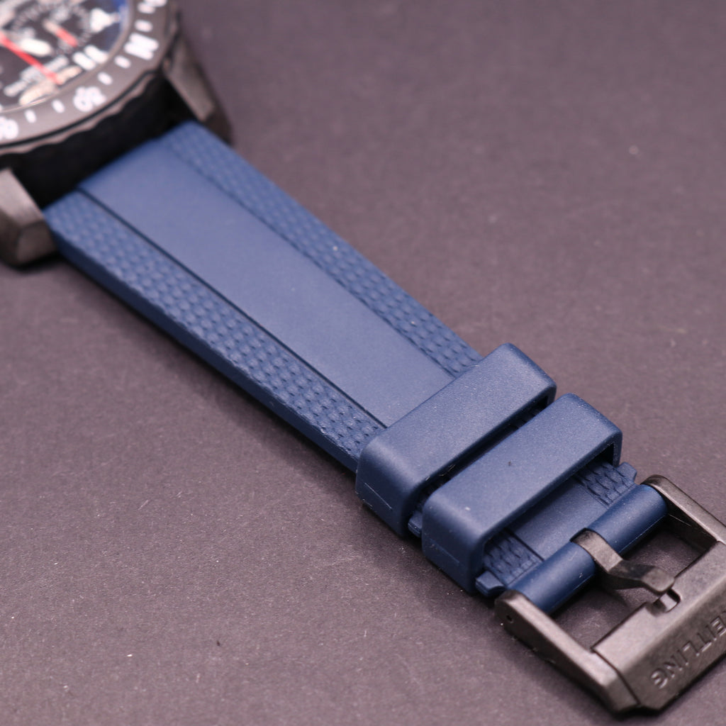 Breitling Endurance pro Navy - Box - New Design Strap - Excellent Condition - PX