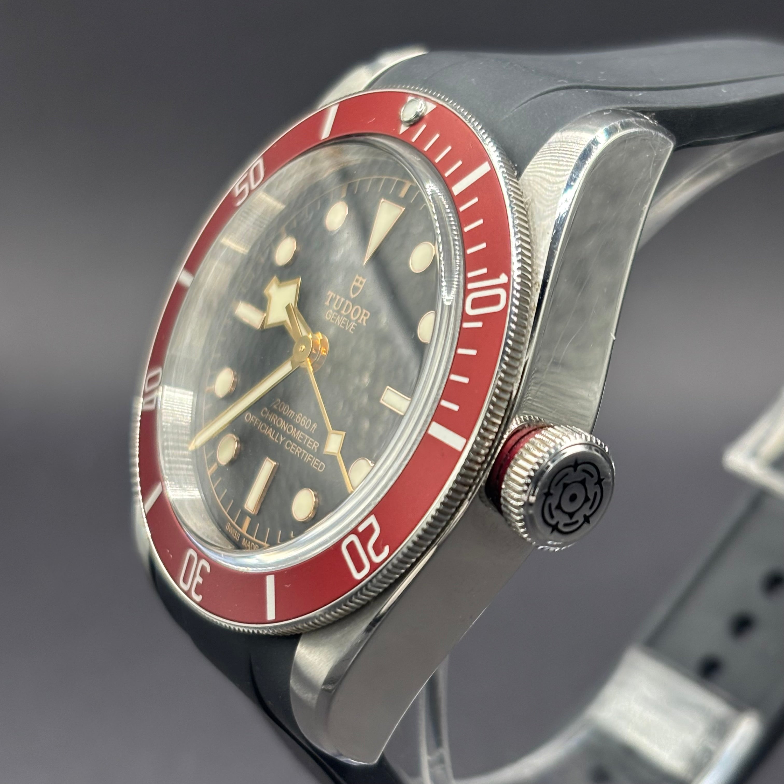 Tudor Black Bay Red Bezel 79230R – Full Set Box & Papers