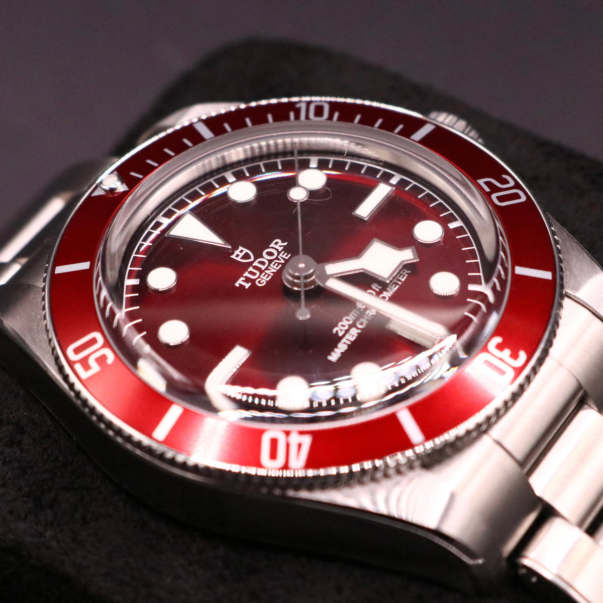 2025 Tudor Black Bay 58 39mm Burgundy Dial - M7939A1A0RU-0002 - Full set + Links