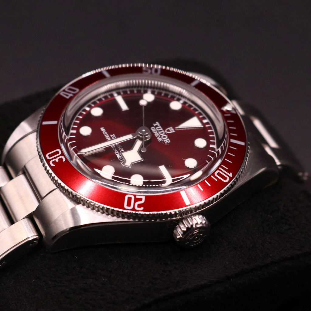 2025 Tudor Black Bay 58 39mm Burgundy Dial - M7939A1A0RU-0002 - Full set + Links