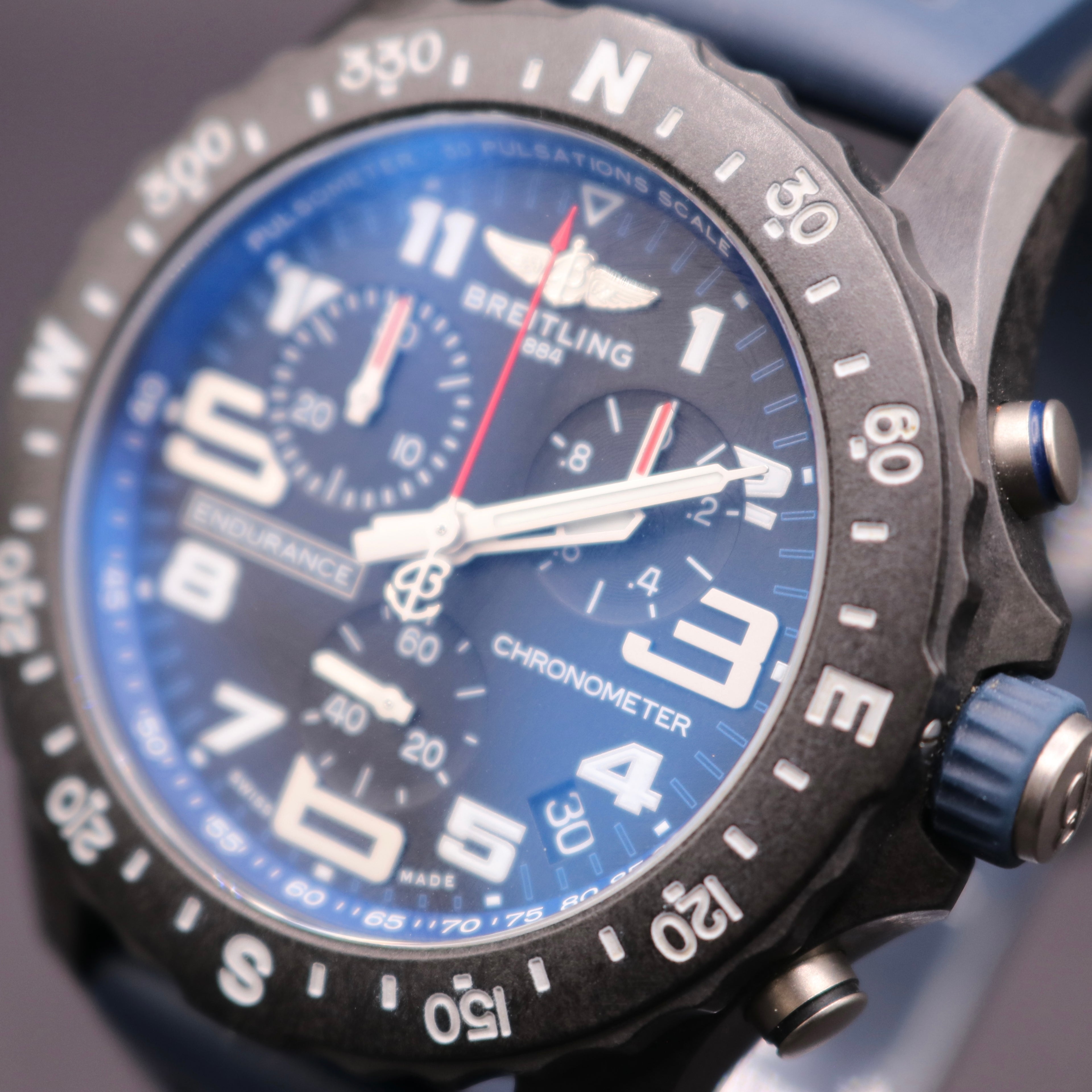 2022 Breitling Endurance Pro Navy - Full Set - Excellent Condition - PX Ava