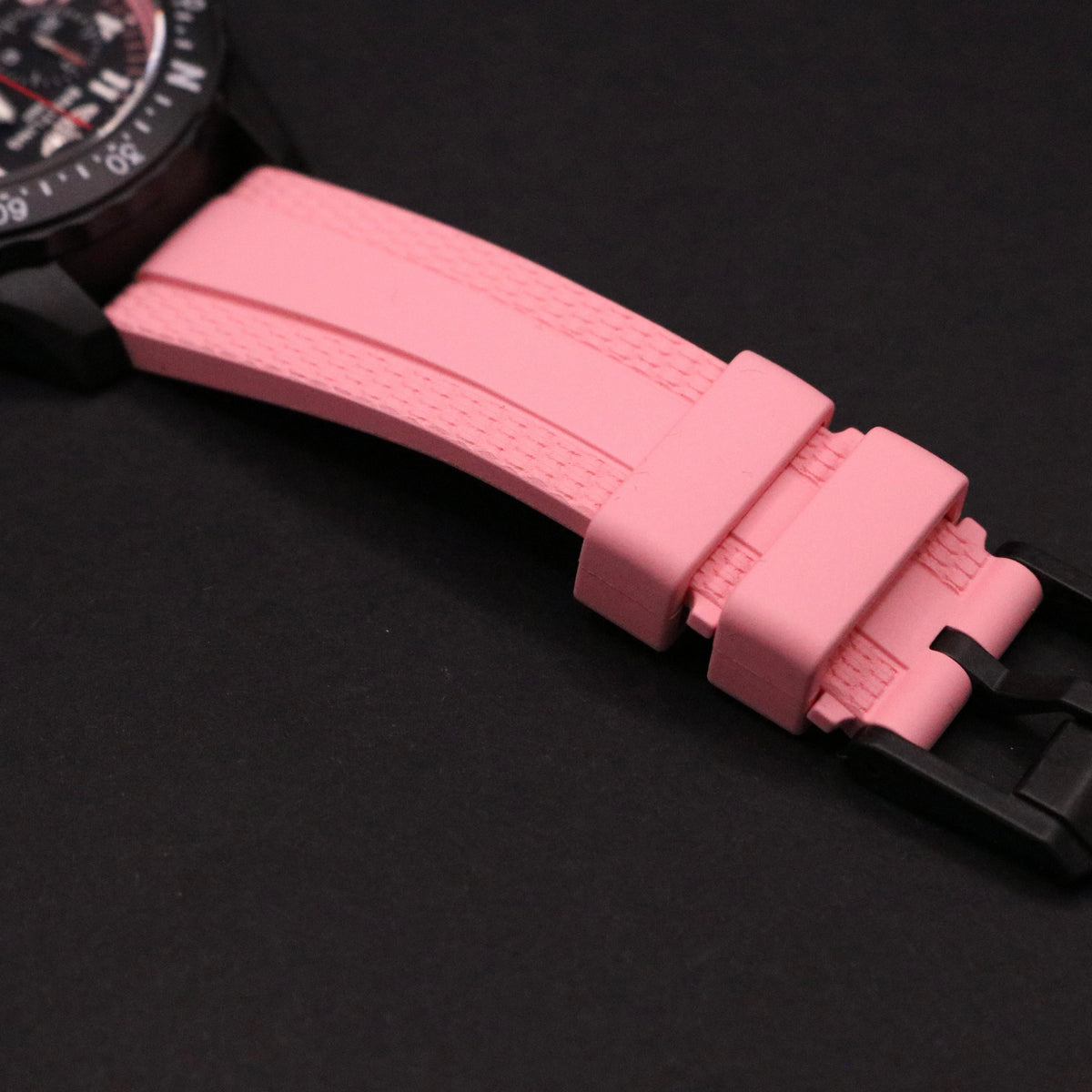 BRAND NEW Breitling Endurance Pro Pink 38mm X83310 - Full set - Mint - PX Avail