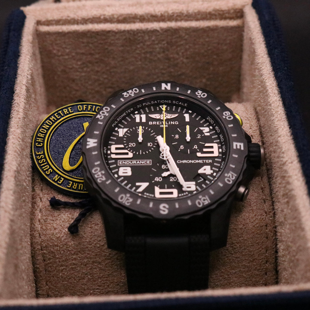 2025 Breitling Endurance Pro Black 44mm X83310 - Full set - Mint conditon - PX