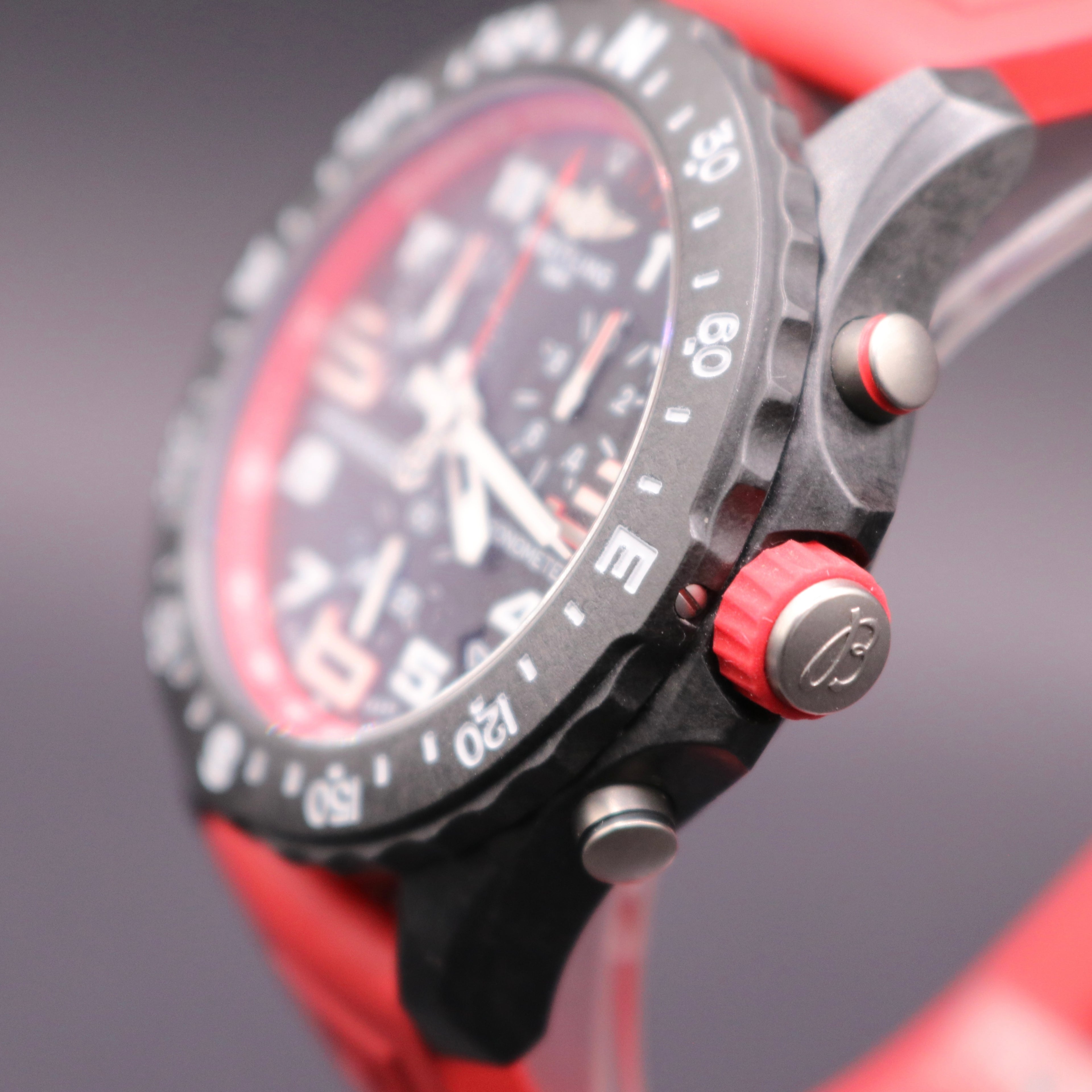 Breitling Endurance Pro Red X82310 - Fully box and papers - PX Welcome