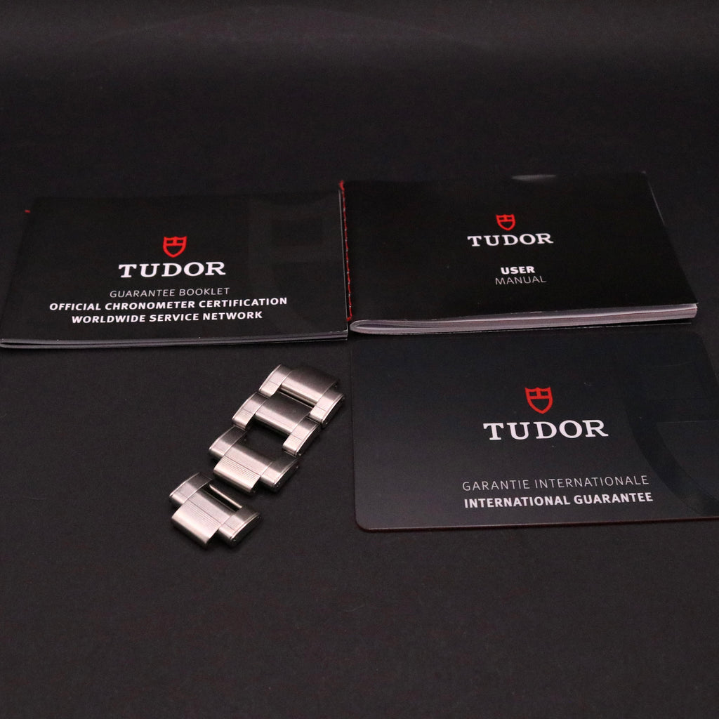 TUDOR Black Bay Chrono Reverse Panda 79360- Full Set - Full Links - Warranty27