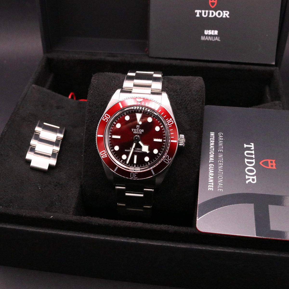 2025 Tudor Black Bay 58 39mm Burgundy Dial - M7939A1A0RU-0002 - Full set + Links