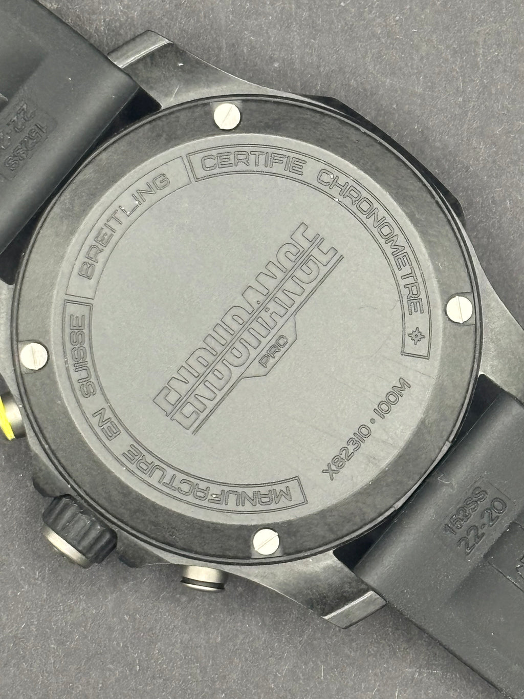Breitling Endurance Pro - Black - Warranty till 2028 - Full Box and Papers
