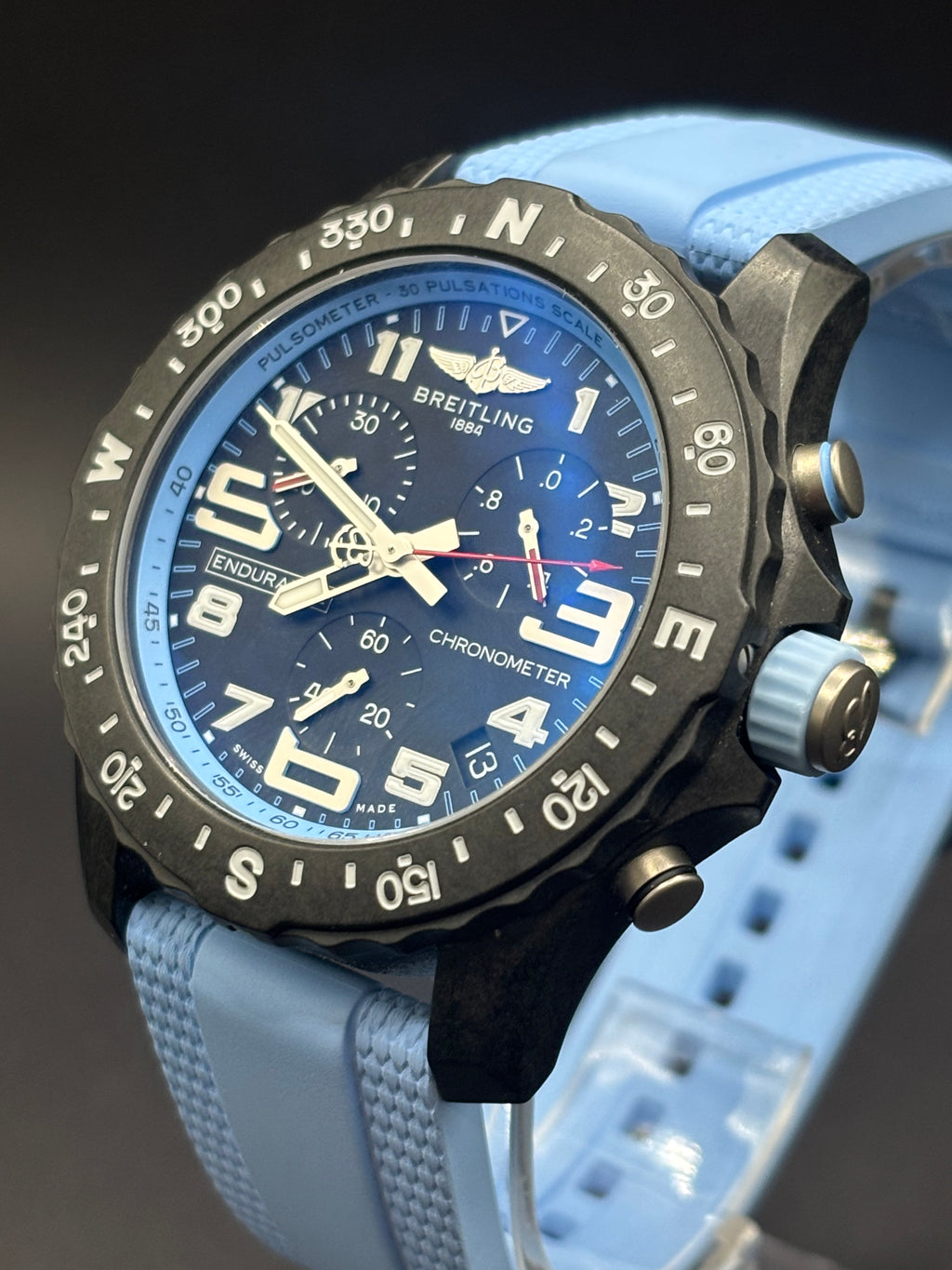 2025 Brand new Breitling Endurnace pro - Box and Papers