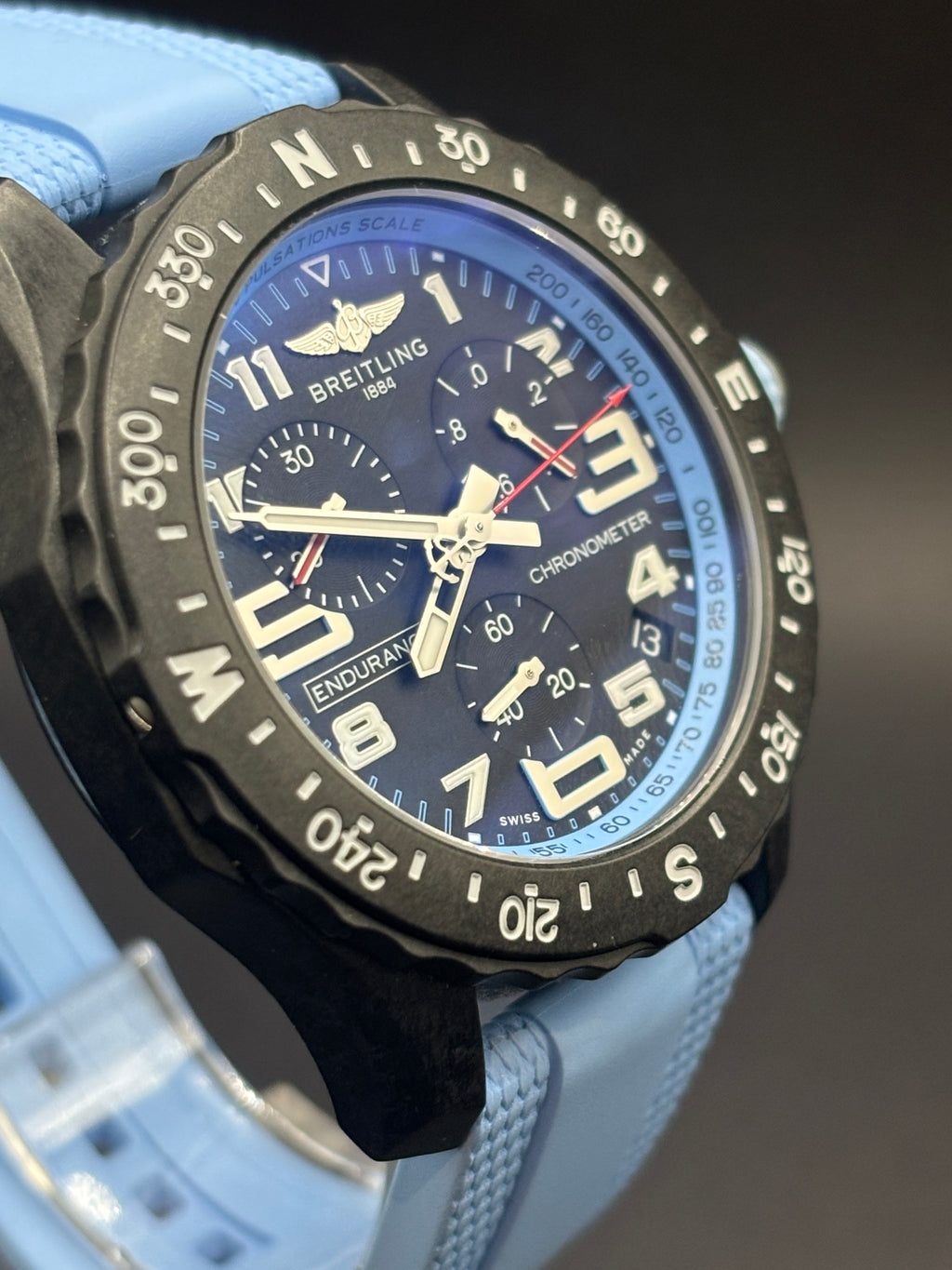 2025 Brand new Breitling Endurnace pro - Box and Papers